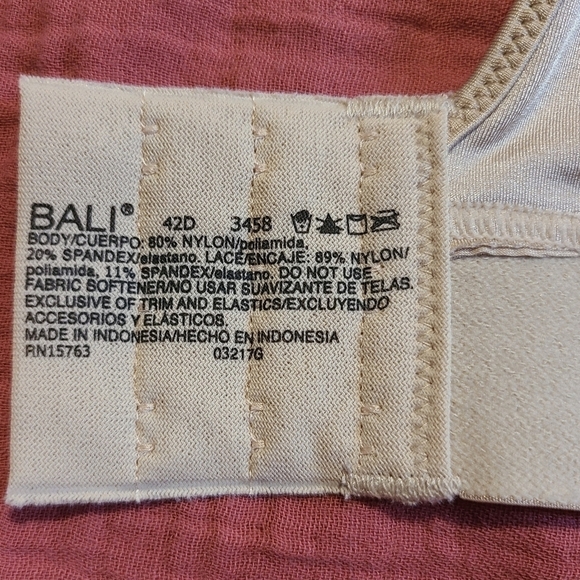 BALI One Smooth U Bounce Control Wire-Free T-Shirt Bra - Picture 6 of 8